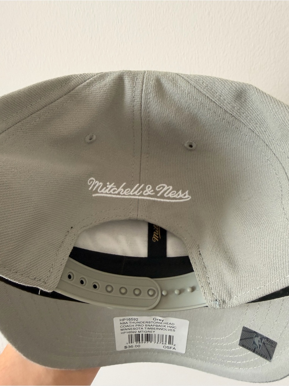 Hat - Inside View - Picture 4 of 4